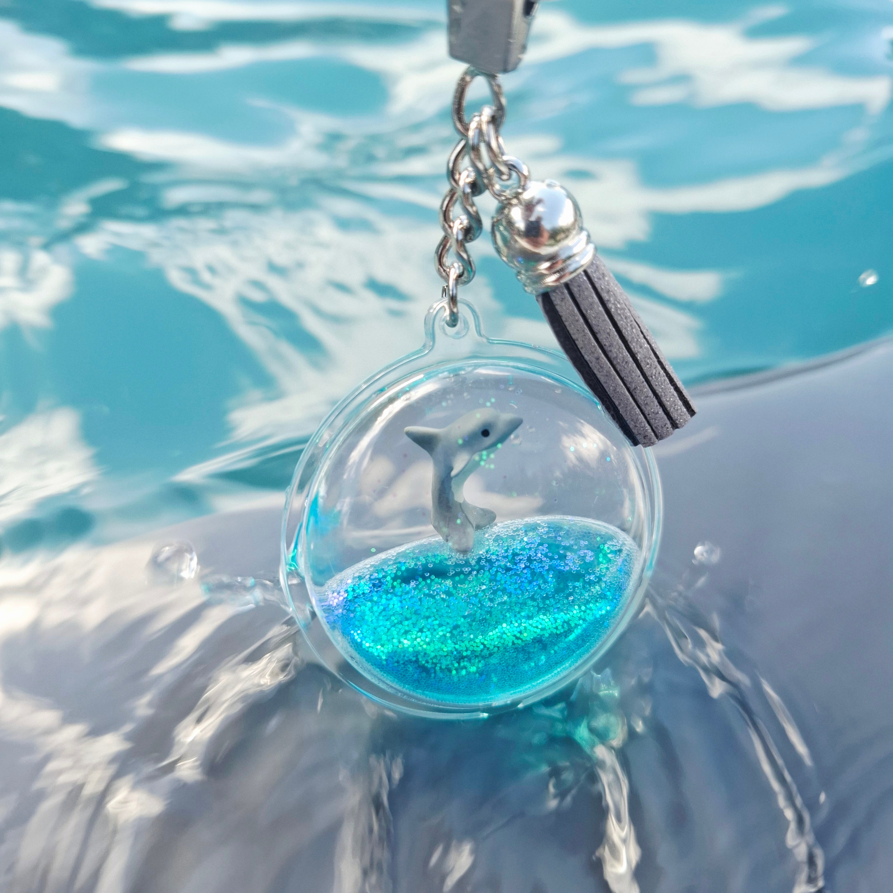 DOLPHIN